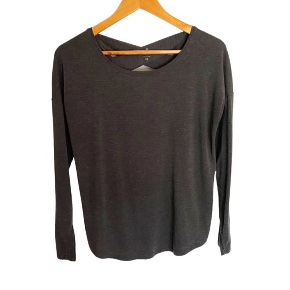 Athleta Grey Yogini Criss Cross Back Long Sleeve Athletic Top XSmall